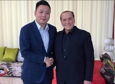 丝袜美腿中文字幕