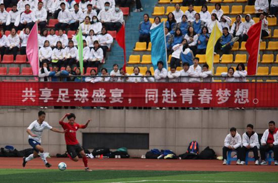 别夹那么紧h初次